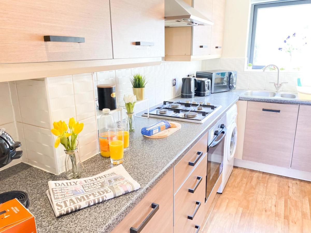 Tudors Esuites House City Centre Netflix Birmingham Exteriör bild
